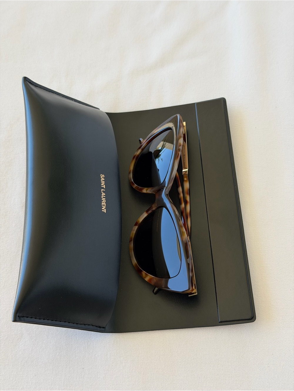 Saint Laurent Tortoiseshell Cat-Eye Sunglasses - Tortoise & Brown Lenses